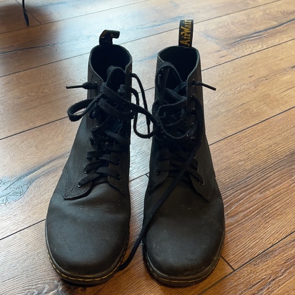 Doc Martin Shoes - Picture 3 of 7